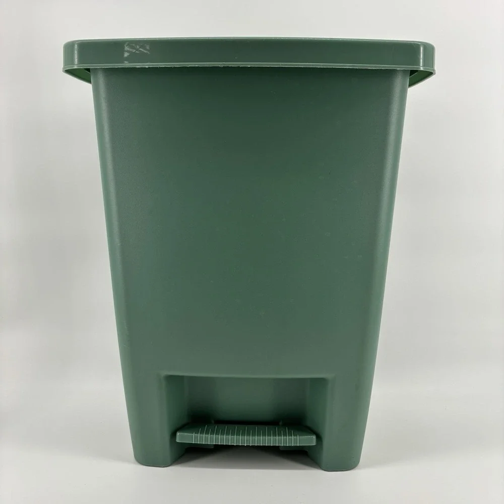 Vintage Rubbermaid Front Step-On Rectangle Trash‎ Can Green With Lid